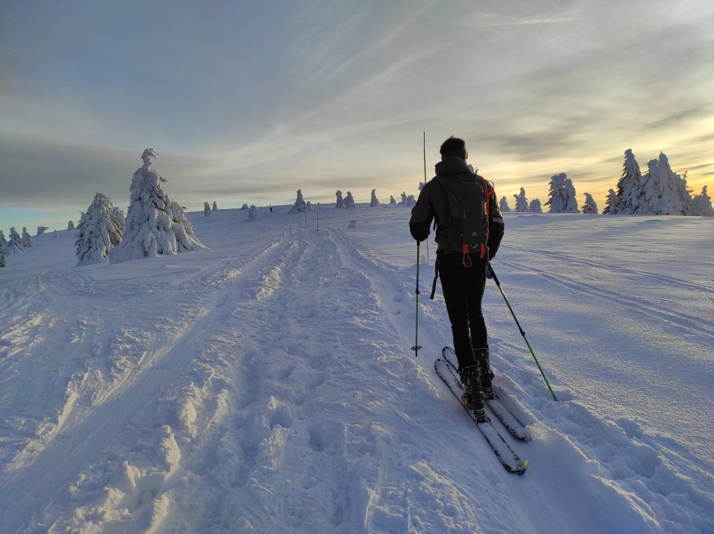 northfinder_oblecenie_skialp_hikemates